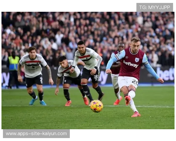 西汉姆连续角球压制对手最终由禁区内补射得分